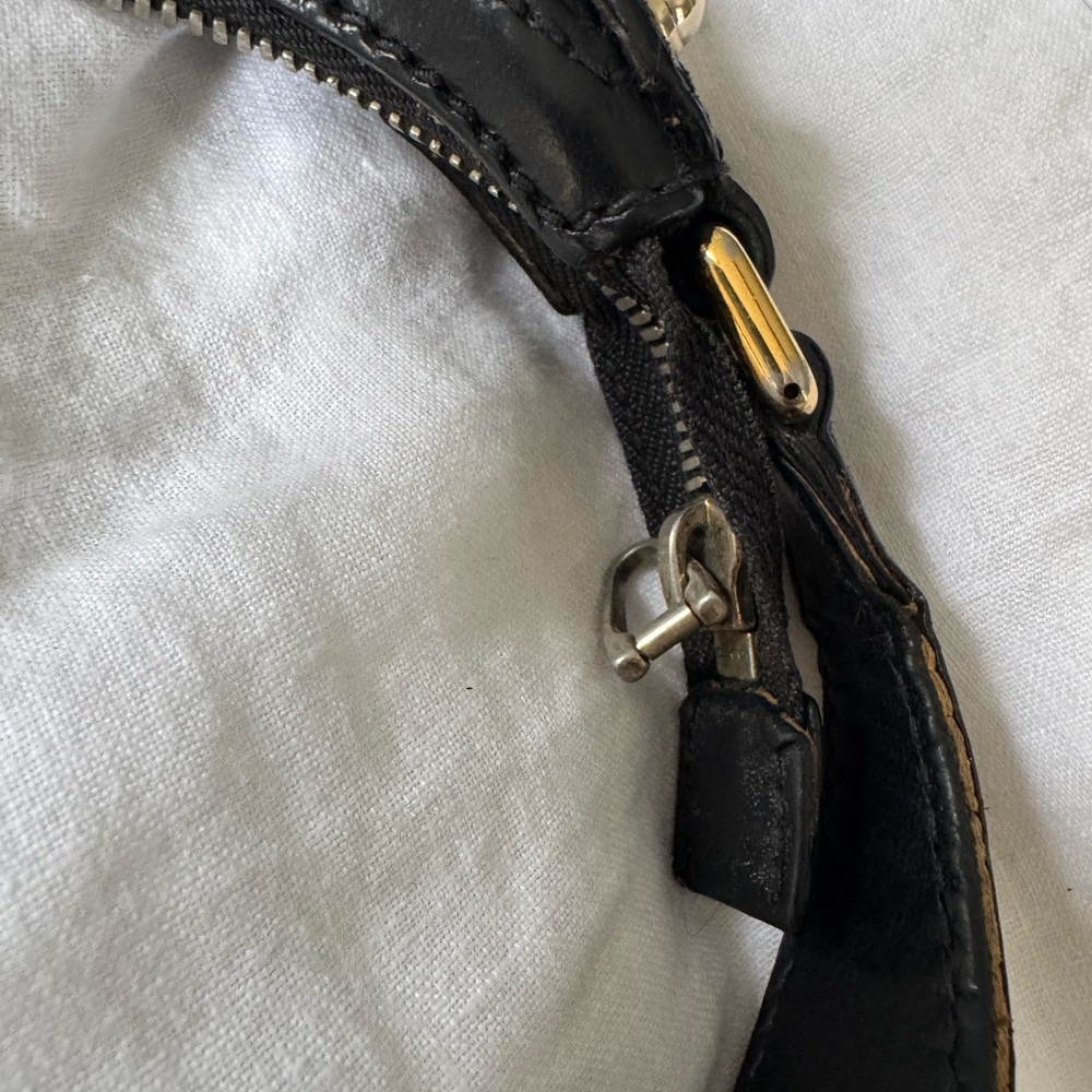 Gucci authentic Black Perforated Leather Amalfi Hobo Bag gold hardware - Picture 11 of 16